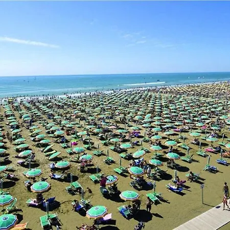 Wonderful 2 Bedrooms Apt In - Swimming Pool - Private Parking * Bibione